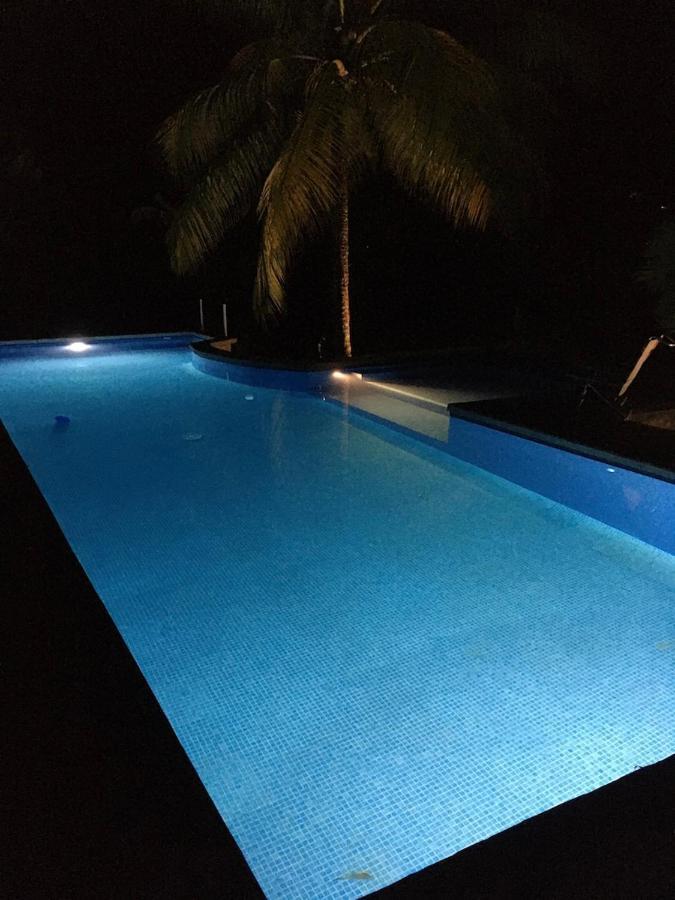 Sand Dollar Beach Bed & Breakfast Bocas del Toro Extérieur photo